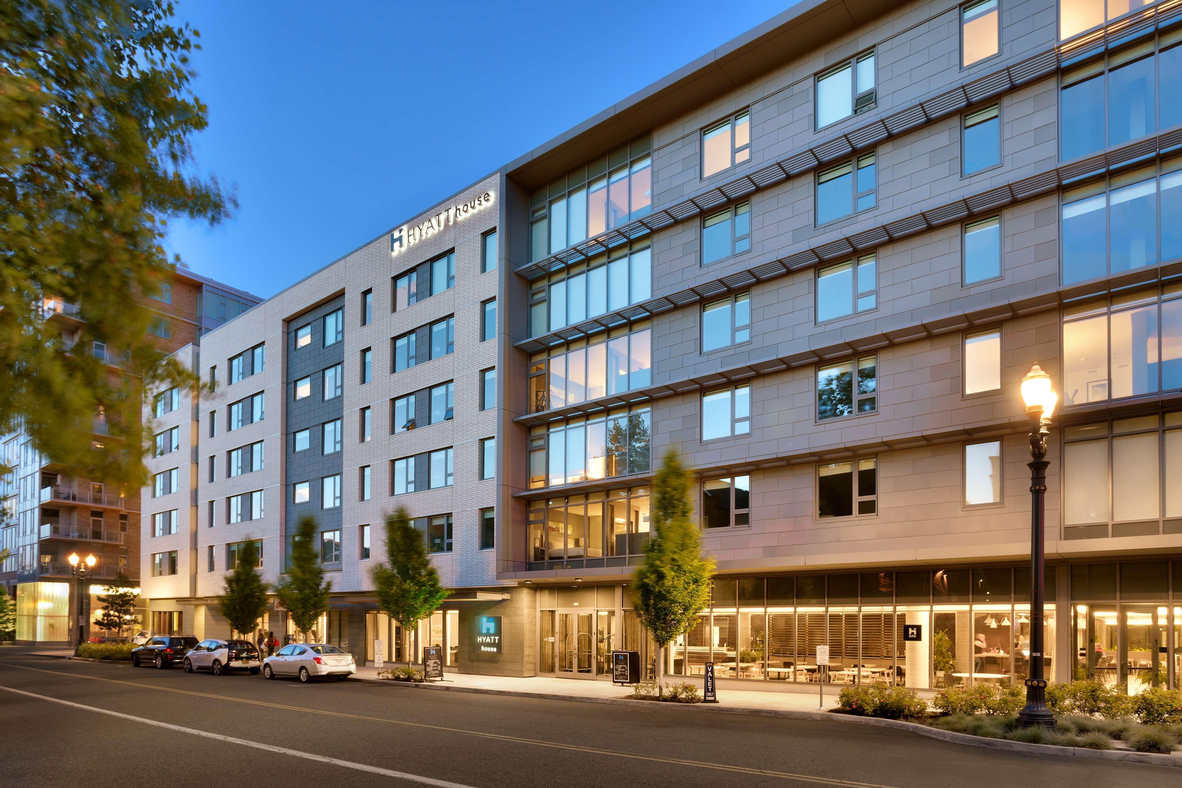 Hyatt House Portland / Downtown Hotel Bagian luar foto